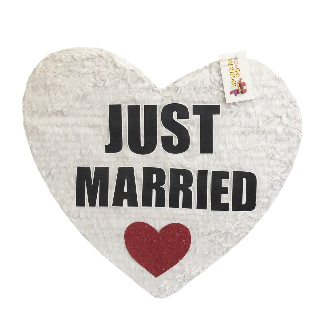 JUST MARRIED Heart Pinata by APINATA4U 