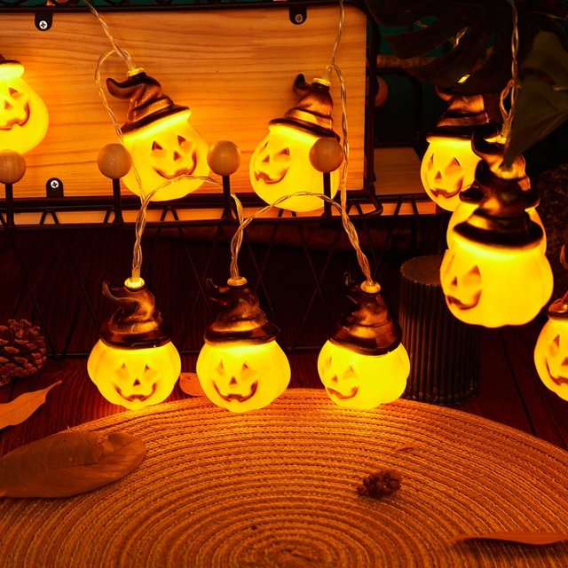 Accesorios de decoración de cadena de luz Led con forma de calabaza de mago de Halloween