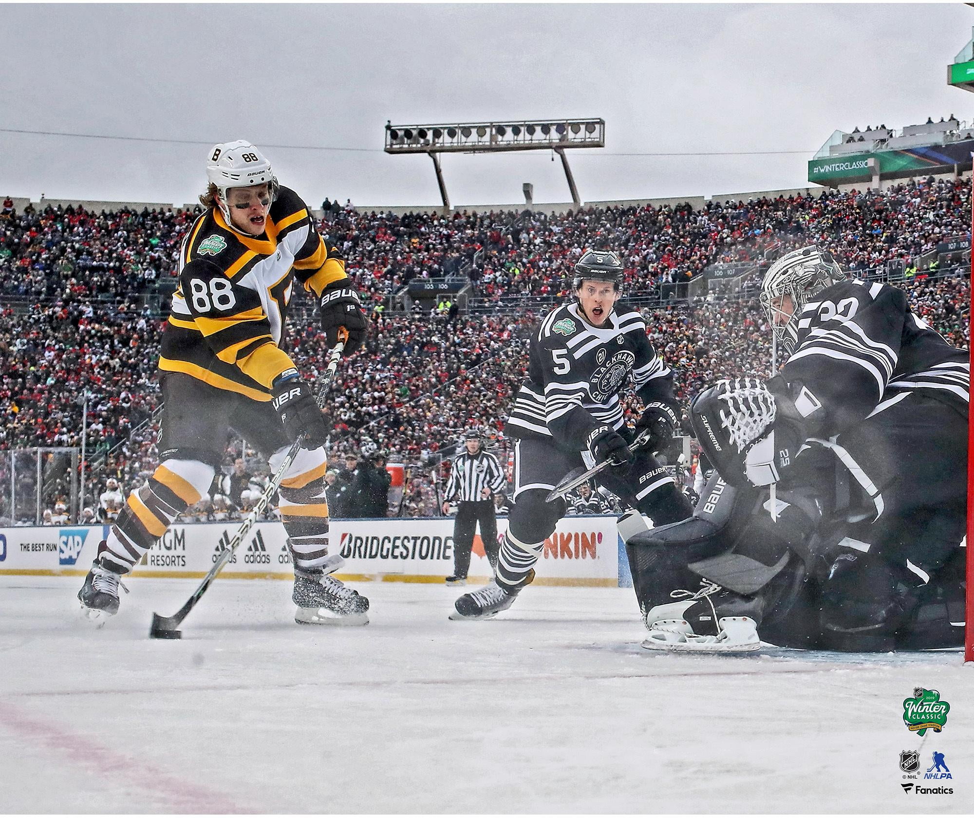 David Pastrnak Boston Bruins Unsigned 2019 NHL Winter Classic