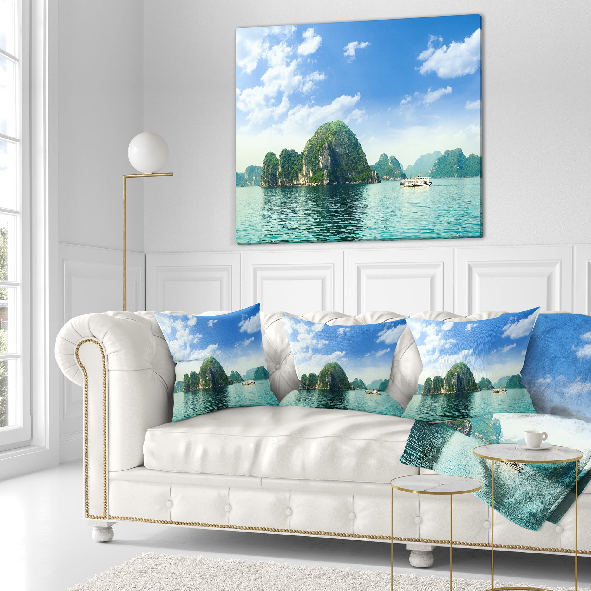 Designart Ha Long Bay in Vietnam - Seascape Throw Pillow - 16x16