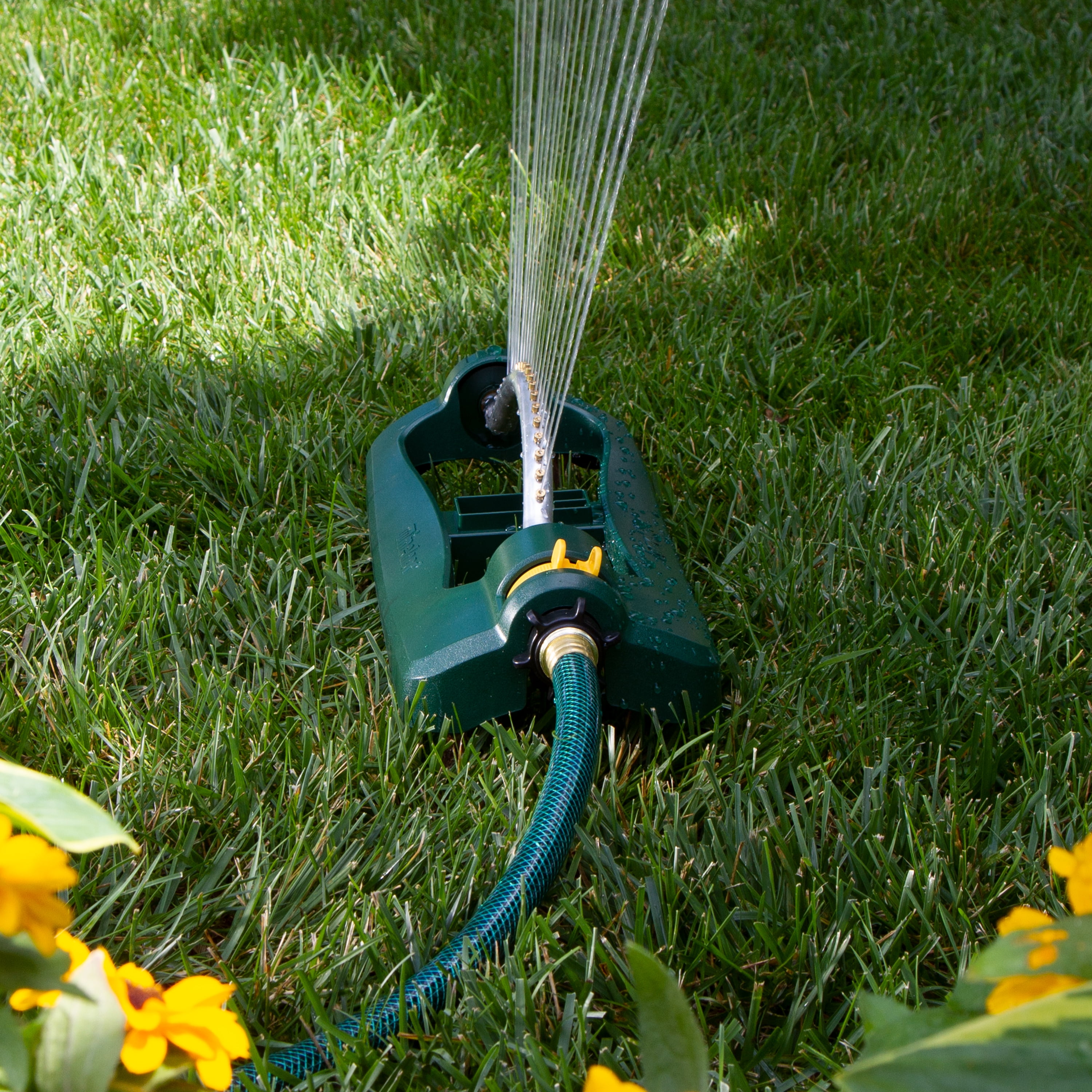 Melnor 30300 Turbo Oscillating Sprinkler, 3,600 sq. ft, Basic