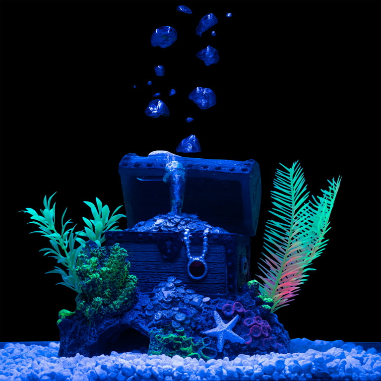 GloFish Treasure Chest Ornament, Extra-Large Detailed Aquarium Décor,  Changes Color Under Blue and Black LEDs