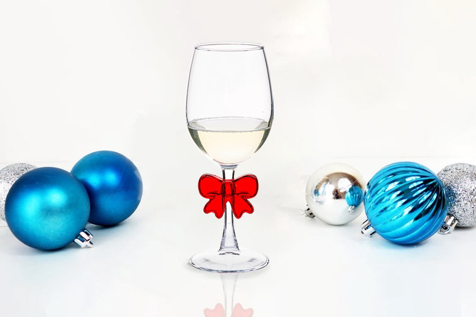 White Wine Glass with Bow Holiday Time