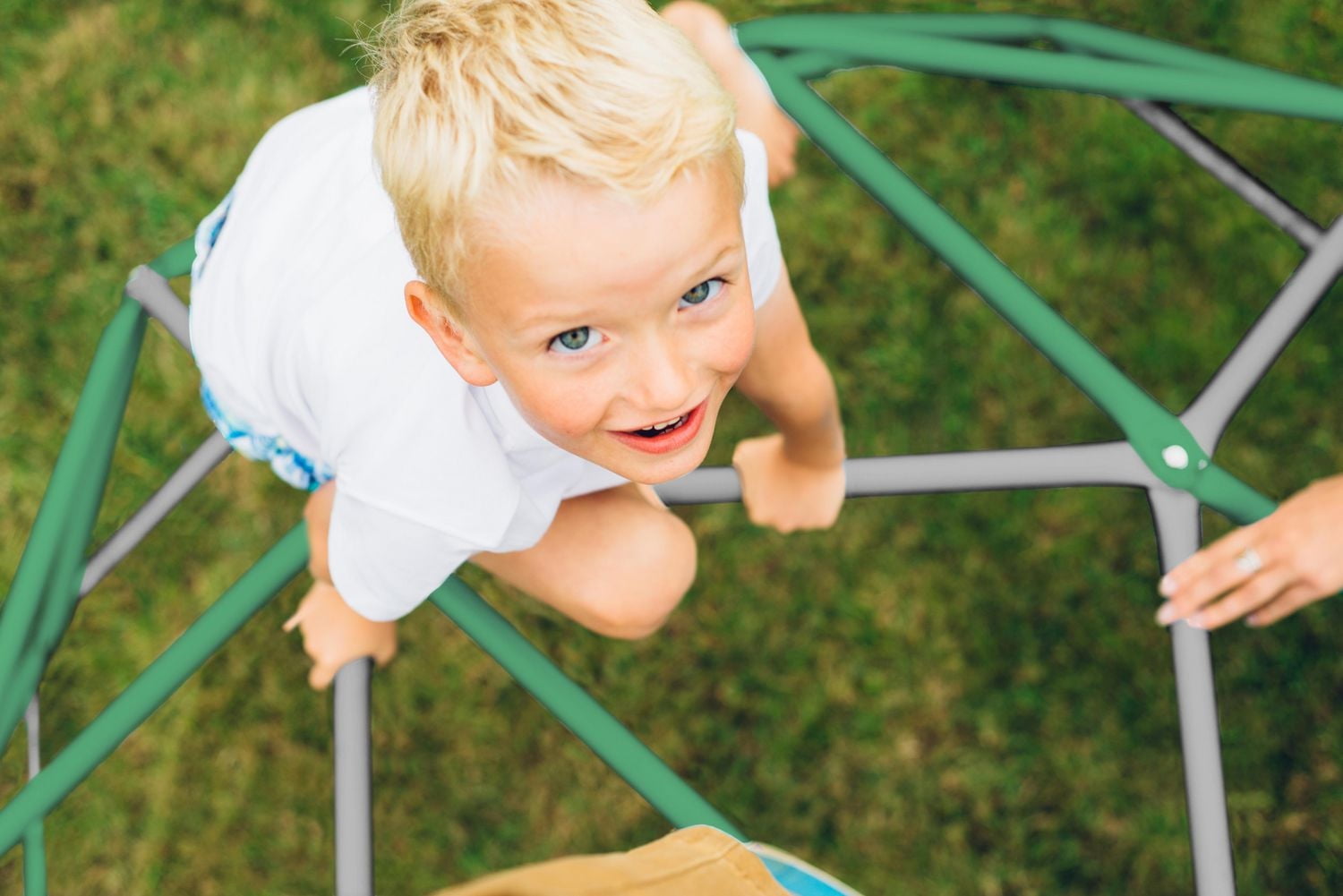 Plum Play Deimos Metal Climbing Dome Unisex for ages 3 – 6 years in Silver and Green