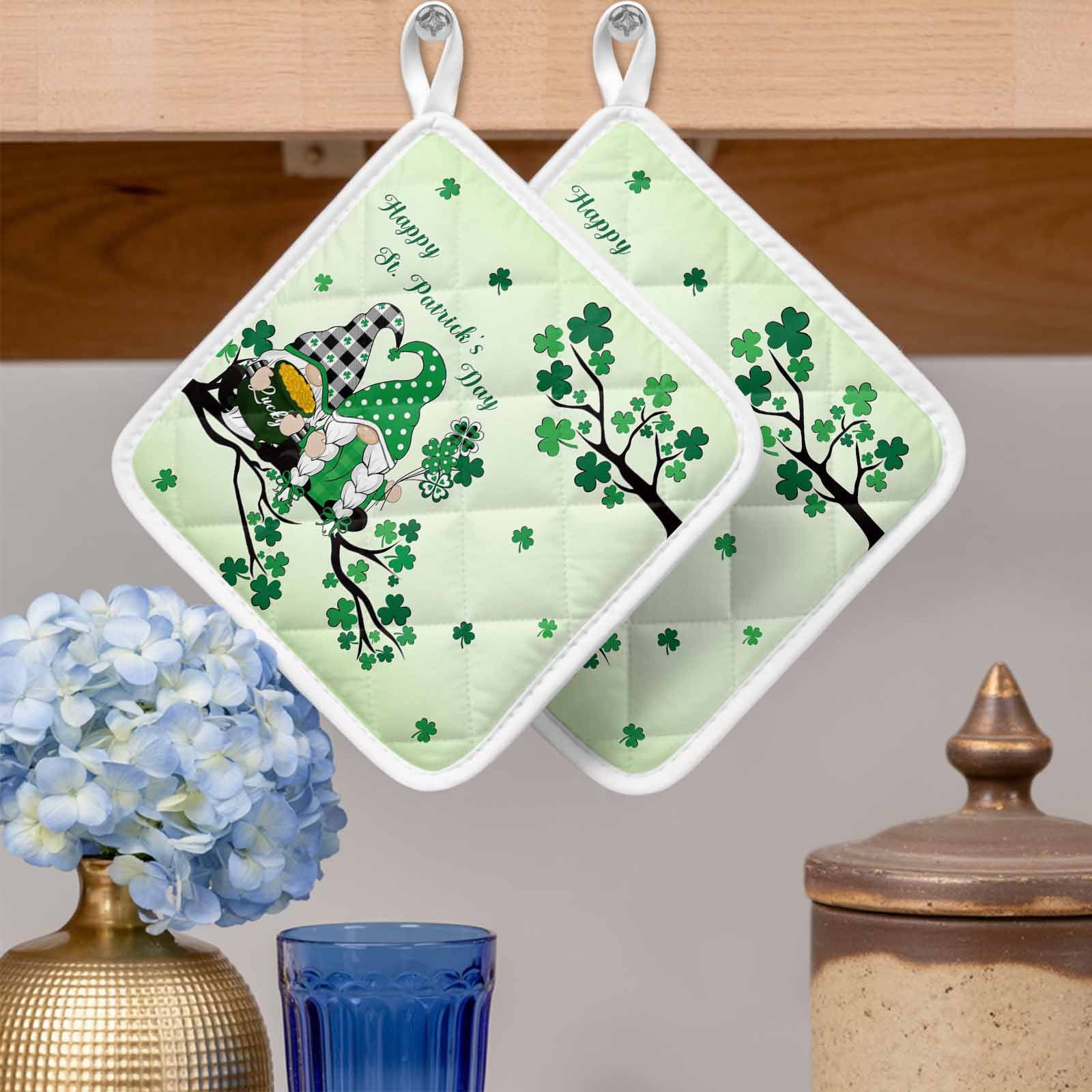 St. Patrick's Day Pot Holders for Kitchen Heatproof Potholder, 3 Pack Green Ombre Lucky Tree Gnomes Hot Pads Multipurpose Oven Pads Cloth Potholders Trivet for Cooking Baking