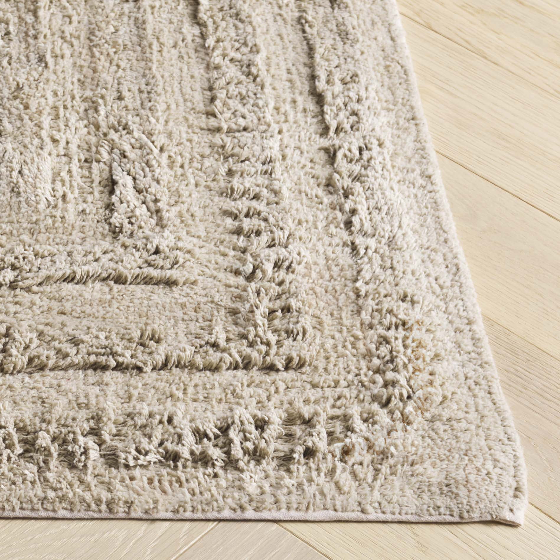 SAFAVIEH Easy Care Miraj Solid Machine Washable Area Rug, Sage, 4' x 6'