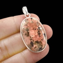 Owais Gems And Jewelry Womens Fashion Pendant Laborite Gemstone in Silver Plated