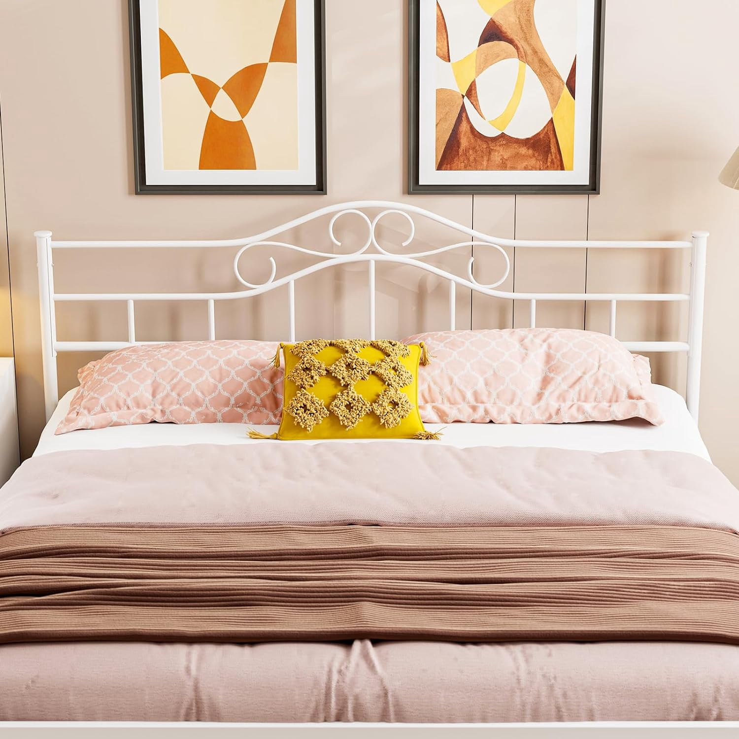 ARICOEASY King Size Metal Headboard, Vintage Iron Headboard with Adjustable Height for King Beds, White