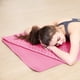 thumbnail image 3 of Toalla de Yoga Premium con Reverso de Pvc Antideslizante | Funda de Microfibra Absorbente de Sudor de 183 X 63 Cm para Hot Yoga, Bikram y Pilates | Incluye Bolsa de Malla, 3 of 6