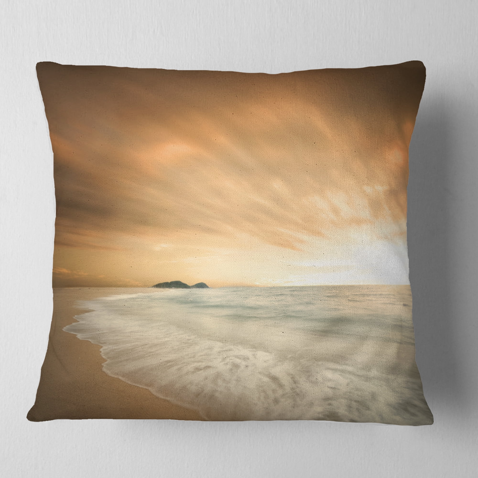 Designart Beautiful Brown Beach at Sunset - Beach Throw Pillow - 16x16
