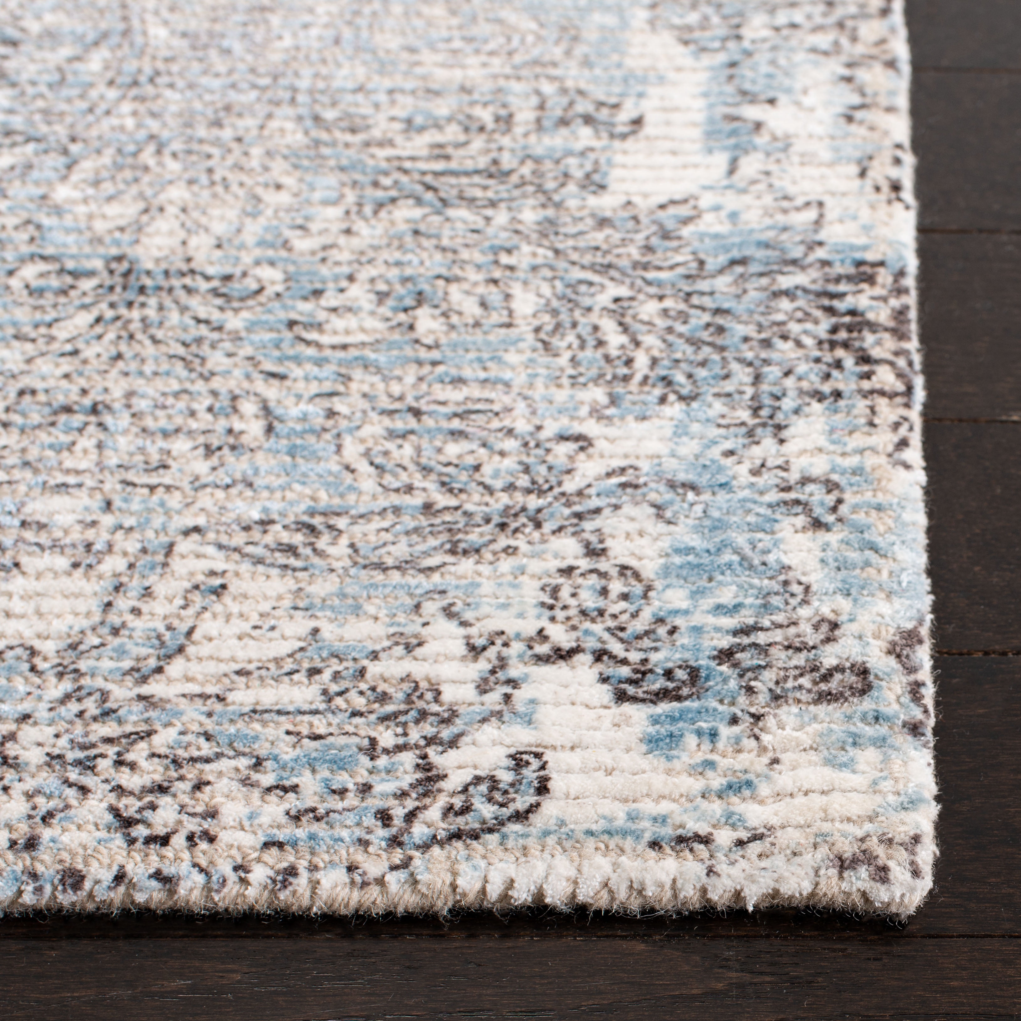 Safavieh Mirage Jacqueline Floral Runner Rug, Light Blue/Gray, 2'3" x 8'
