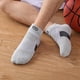 thumbnail image 5 of JShteea Calcetines Baloncesto para Hombre Calcetines Cortos Gruesos Con Parte Inferior Toalla Antideslizante (gris), 5 of 9