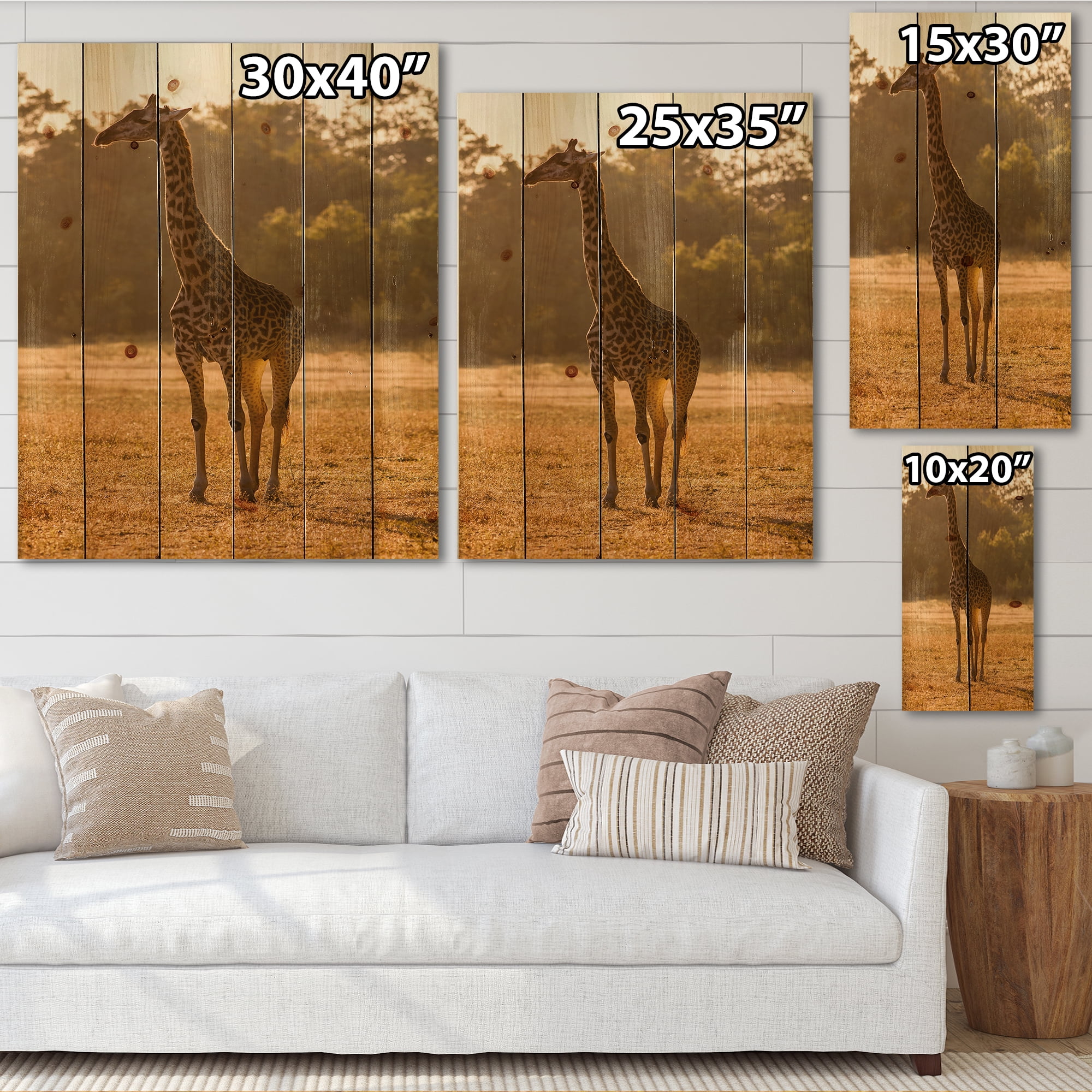 Designart 'African Giraffe In The Wildlife II' Farmhouse Print on Natural Pine Wood