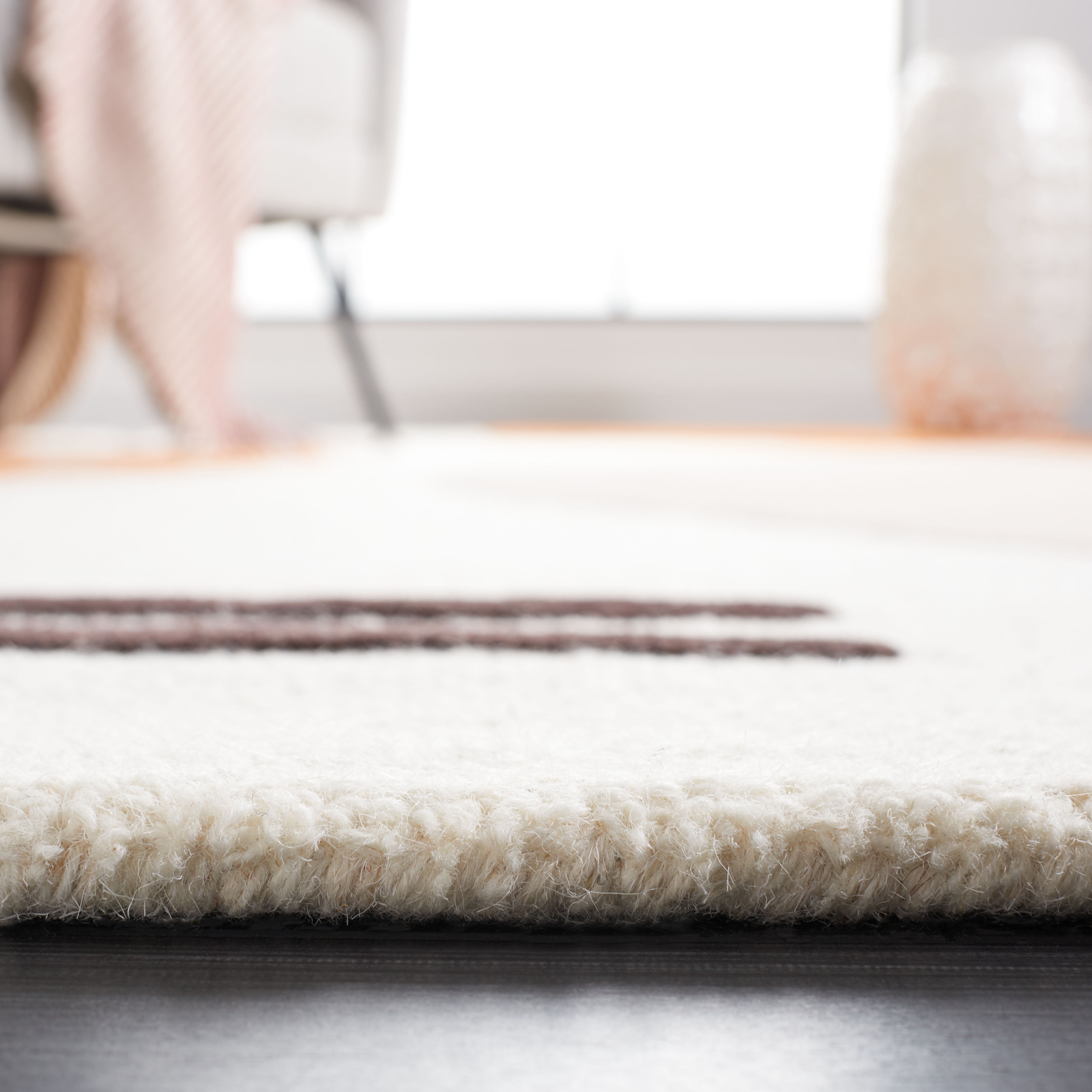 SAFAVIEH Rodeo Drive Dusan Abstract Area Rug, Ivory/Rust, 6' x 6' Square