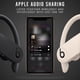 thumbnail image 5 of Auric. Inalám. de Alto Rend. Beats Powerbeats Pro Rest. - Chip H1, Bluetooth Cl. 1, 9Hrs de Tiempo de Esc., Res. Al Sudor, Mic. Incorp. - (Negro) (Reac.), 5 of 9