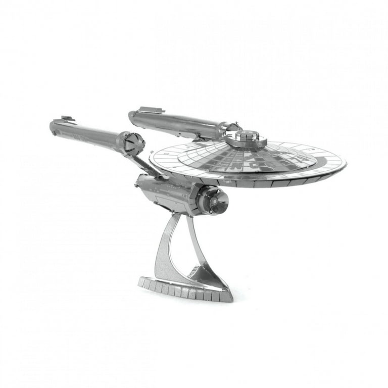 スター・トレック　U.S.S. ENTERPRISE NCC-1701 新品 AMTから『スタートレック』の宇宙艦「U.S.S.エンタープライズ
