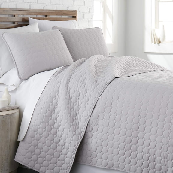 Classic Quilt Set by Southshore Fine Linens