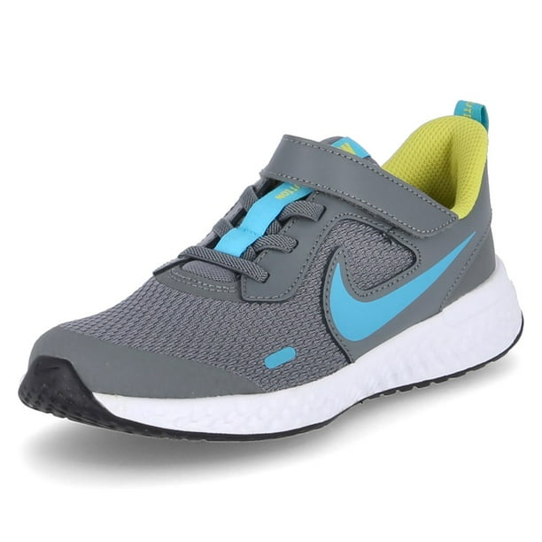 Nike revolution shop velcro