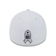 thumbnail image 5 of Gorra 3930 Salute To Service 24 New Era Las Vegas Raiders, 5 of 5