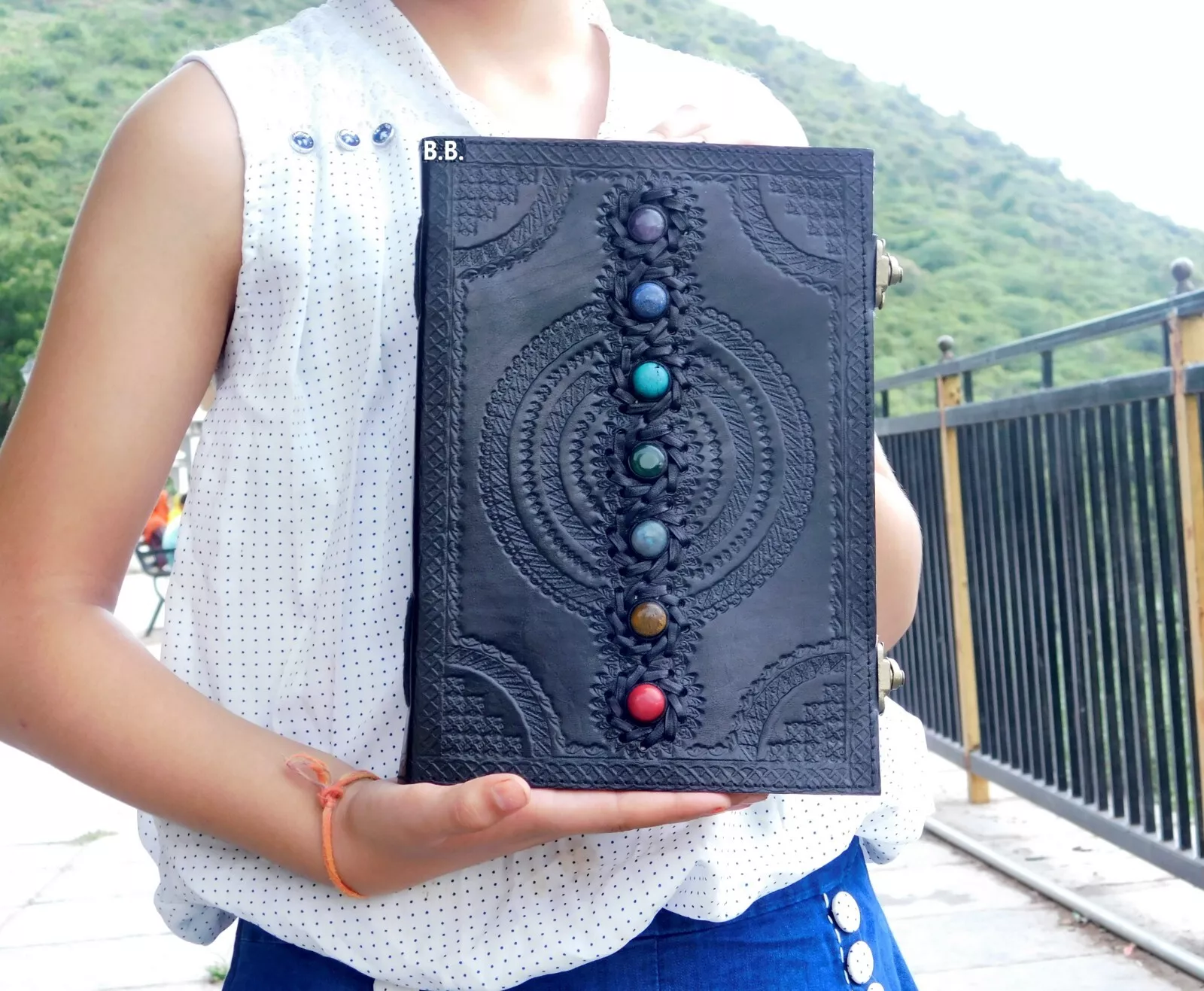 Handcrafted Embossed Design Vintage Leather Bound Journal Seven Chakra Stone Diary Blank Notebook For Men & Women