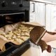thumbnail image 4 of Manoplas de Horno con Forma de Pollo | Guantes Acolchados Resistentes Al Calor con Estampado Paisley y Ribete de Encaje | Agarraderas Gruesas y Aislantes para Cocinar, Hornear y Asar | Accesorios de, 4 of 4