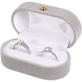 thumbnail image 1 of Caja para anillos de terciopelo Oso de Fresa con 2 ranuras gris 7x4x3.5 cm, 1 of 5