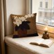 thumbnail image 5 of Cojín decorativo bordado con suave relleno de pelusa corta – Cojín de felpa para sofá, oficina, dormitorio o silla de sala de estar, 5 of 6