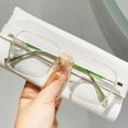 thumbnail image 4 of Gafas de sol Vintage con gradiente para hombre y mujer, lentes de sol Retro cuadradas con montura grande, UV400 para viajes al aire libre, 4 of 4