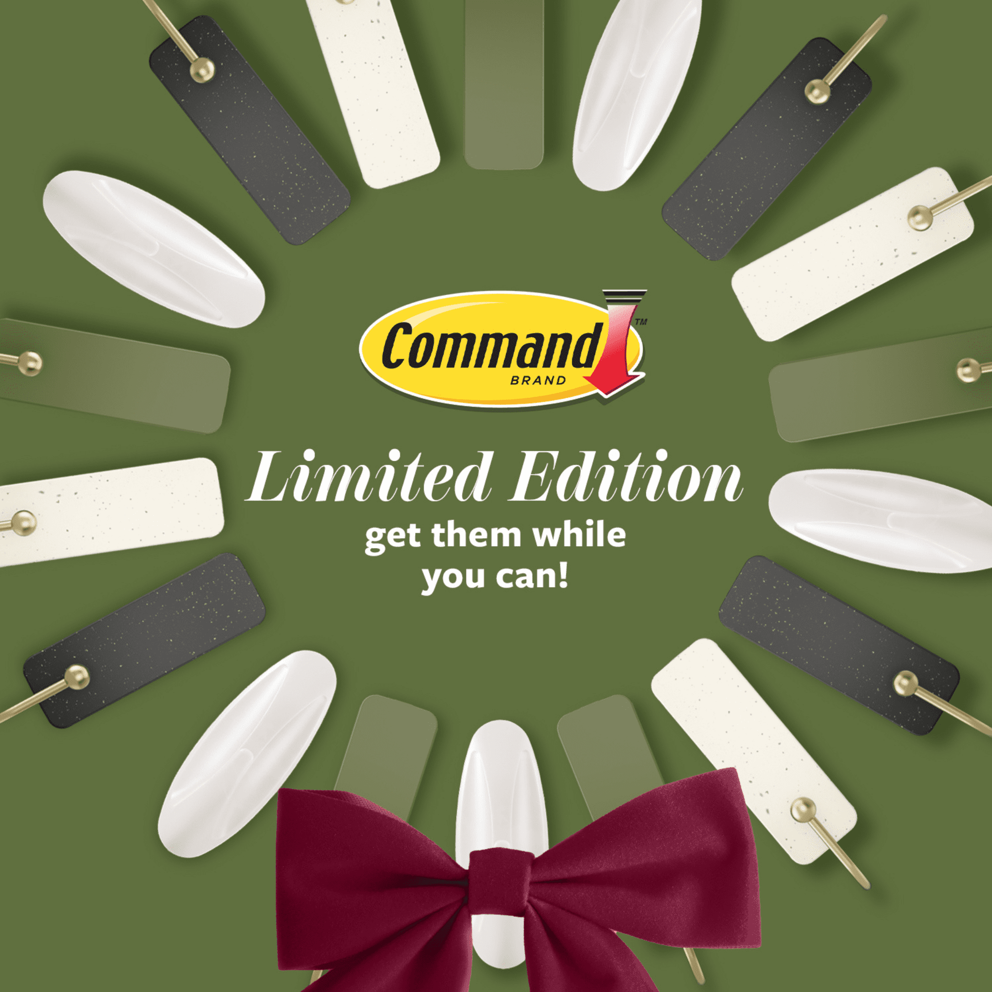 Command Designer Mixed Hooks Pack [Removable]: 2 medium hooks, 4 small hooks, 8 refill strips (Radiant Pearl) [2-pack]