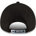 thumbnail image 4 of New Era League Essential 39Thirty New England Patriots OTC Cap, 4 of 8