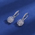 thumbnail image 4 of Pendientes con forma de margarita, pendientes colgantes de plata de ley para mujeres y niñas, pendientes colgantes con circonita cúbica, regalos de joyería de cumpleaños hipoalergénicos, 4 of 5