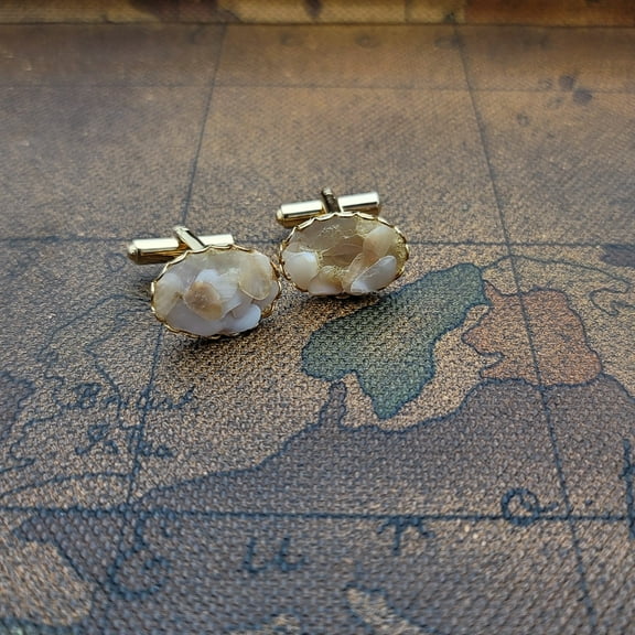 Dazzling Vintage Handcrafted Gold Plated Mother of Pearl Slices Oval Cufflinks
