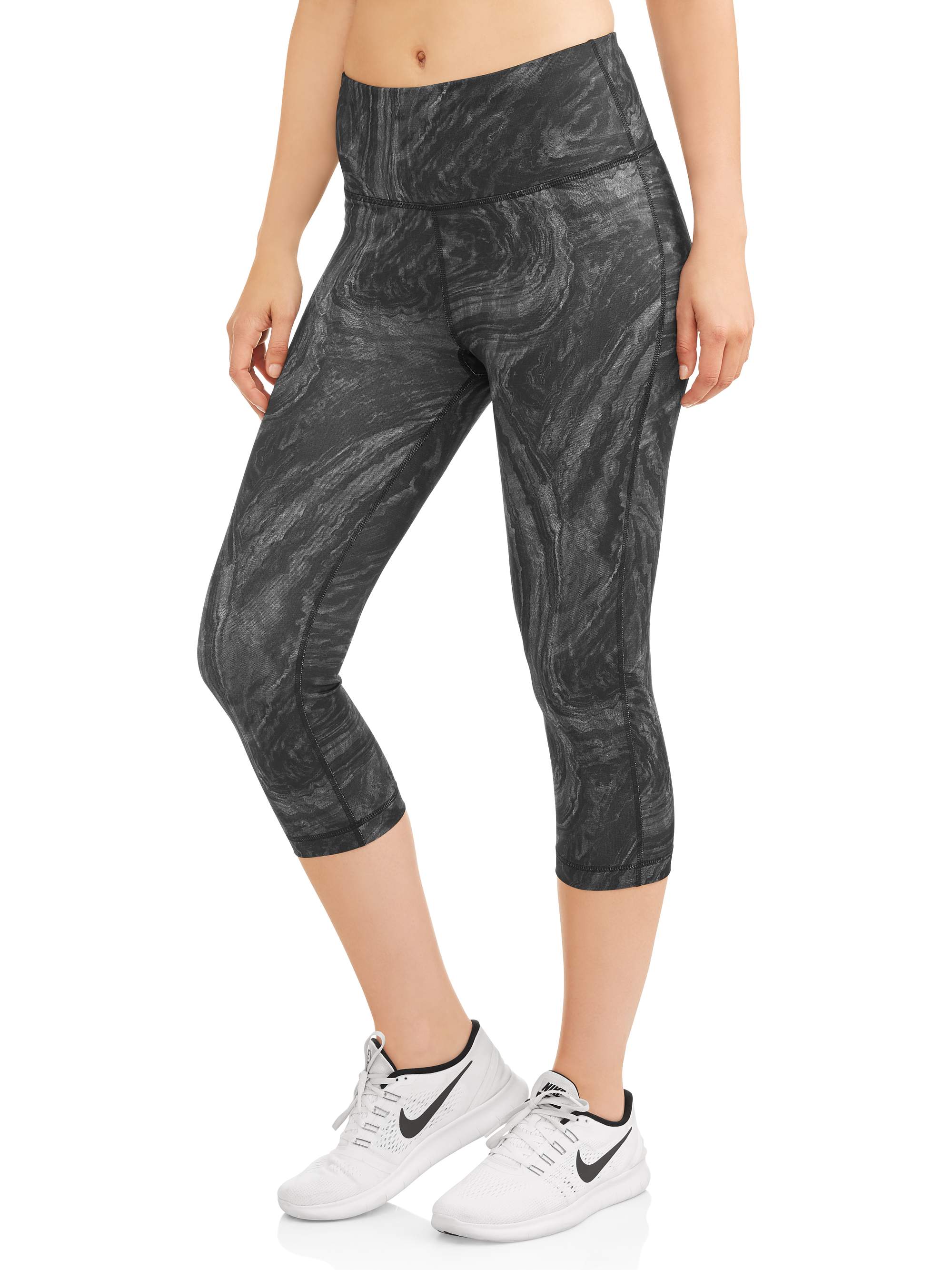 AVIA Women's Active Allover Print Performance Capri Legging