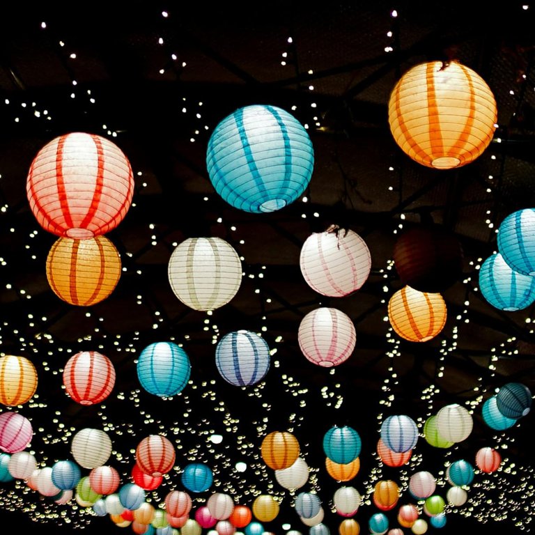 MOROBOR Moon Ball Paper Lanterns 6-Pack – Hanging Round Lamps For Weddings, Birthdays, Baby Showers & Party Decor