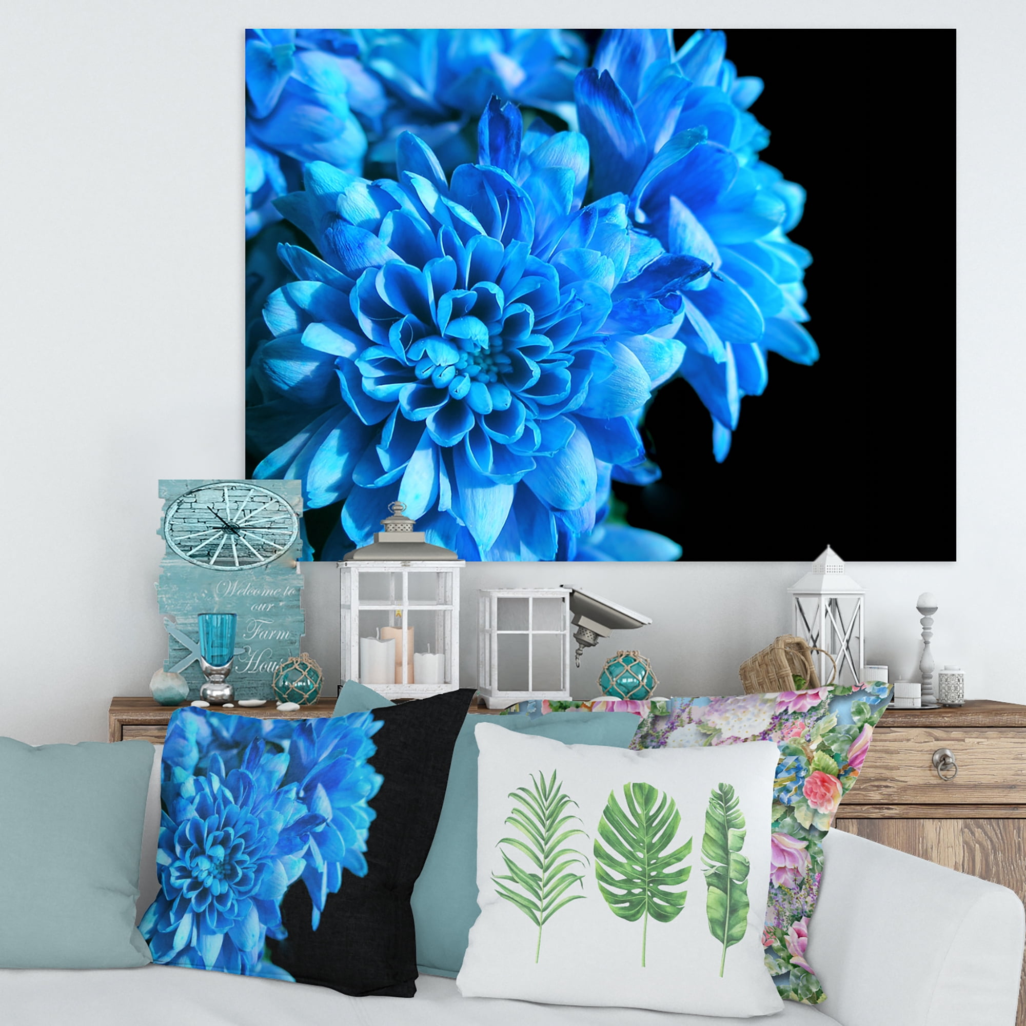 Designart ' Detail of Blue Flowers On Black Background I ' Traditional Canvas Wall Art Print