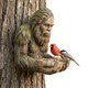 thumbnail image 5 of Comedero para pájaros Sasquatch de resina, escultura de Sasquatch, comedero para exteriores, esqueleto decorativo para pájaros, para árbol, patio, jardín, decoración artística., 5 of 8