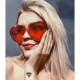 thumbnail image 4 of Lentes de Sol SIN MONTURA en Forma de Corazón SUNOVELTIES para Mujeres x10, 4 of 7