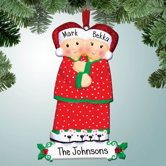 Christmas Couple in Red Pajamas - Personalized Ornament - Family of 2,3,4,5,6 - Family in Festive PJ's - Tree Decoration - Great Gift Ideas