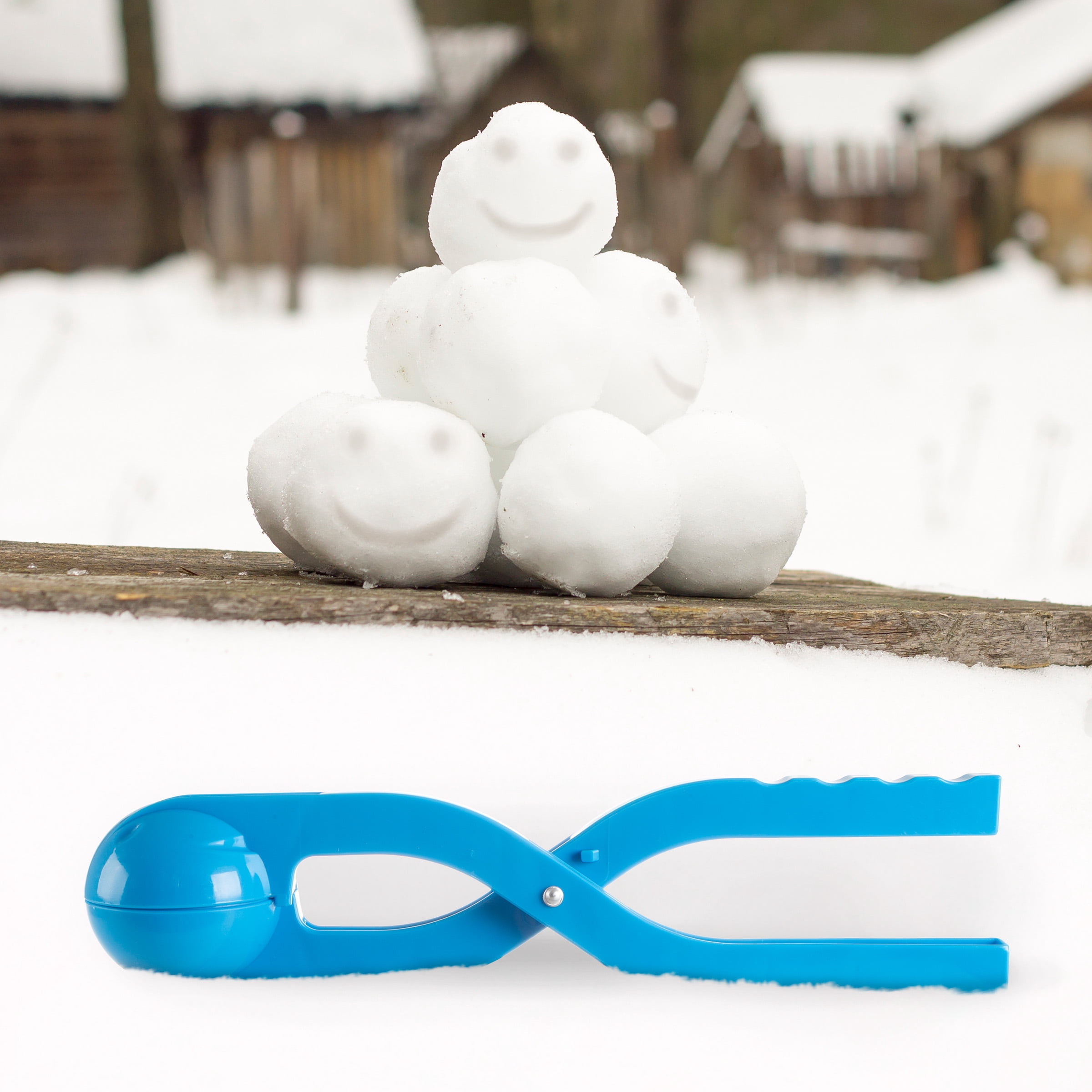 Hey! Play! Snowball Maker Tool Long Handle Lawn Games, 2 Count