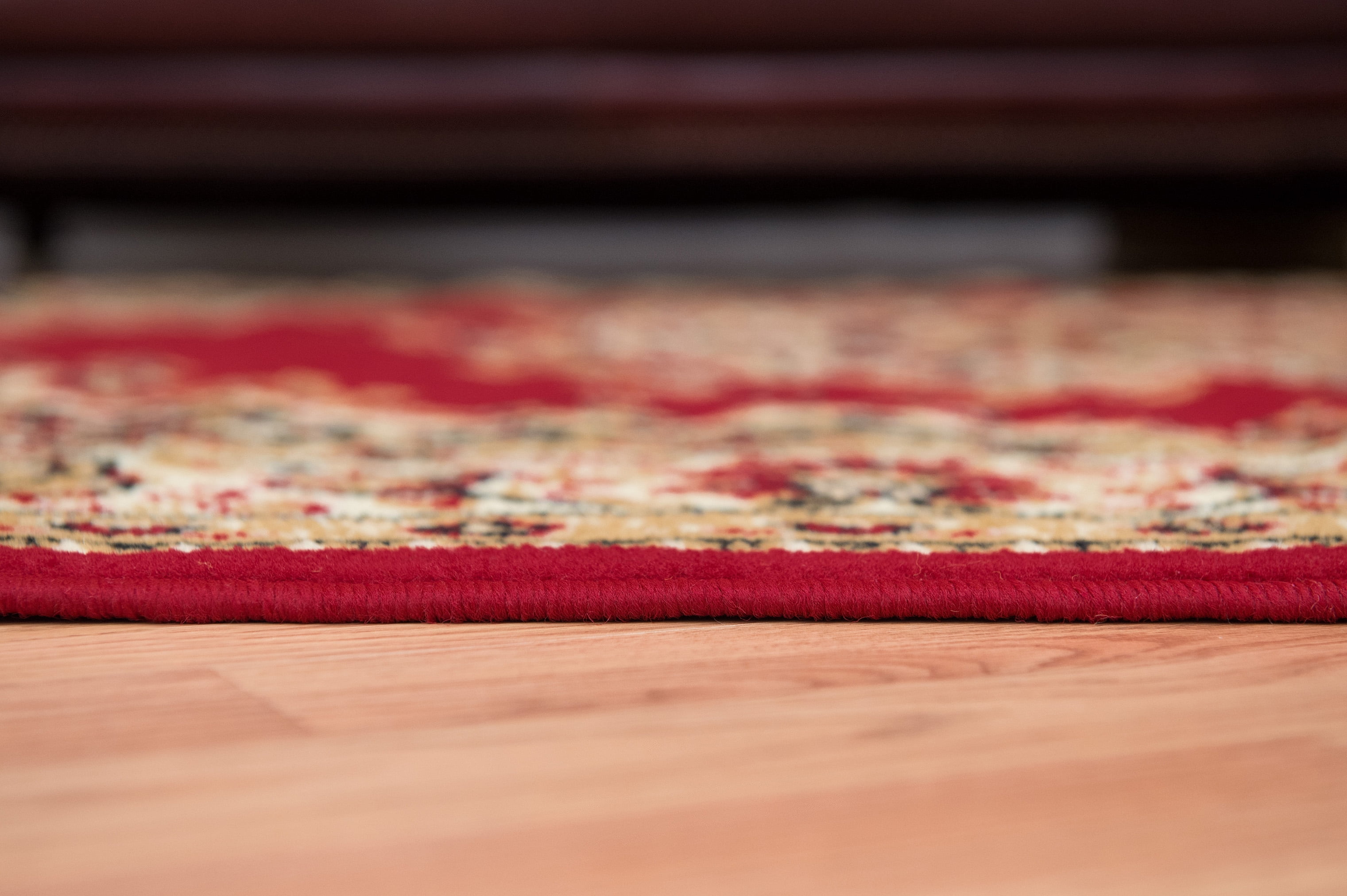 United Weavers Plaza Felicity Runner Rug, Medallion Pattern, Red, 2'3 X 7'2"