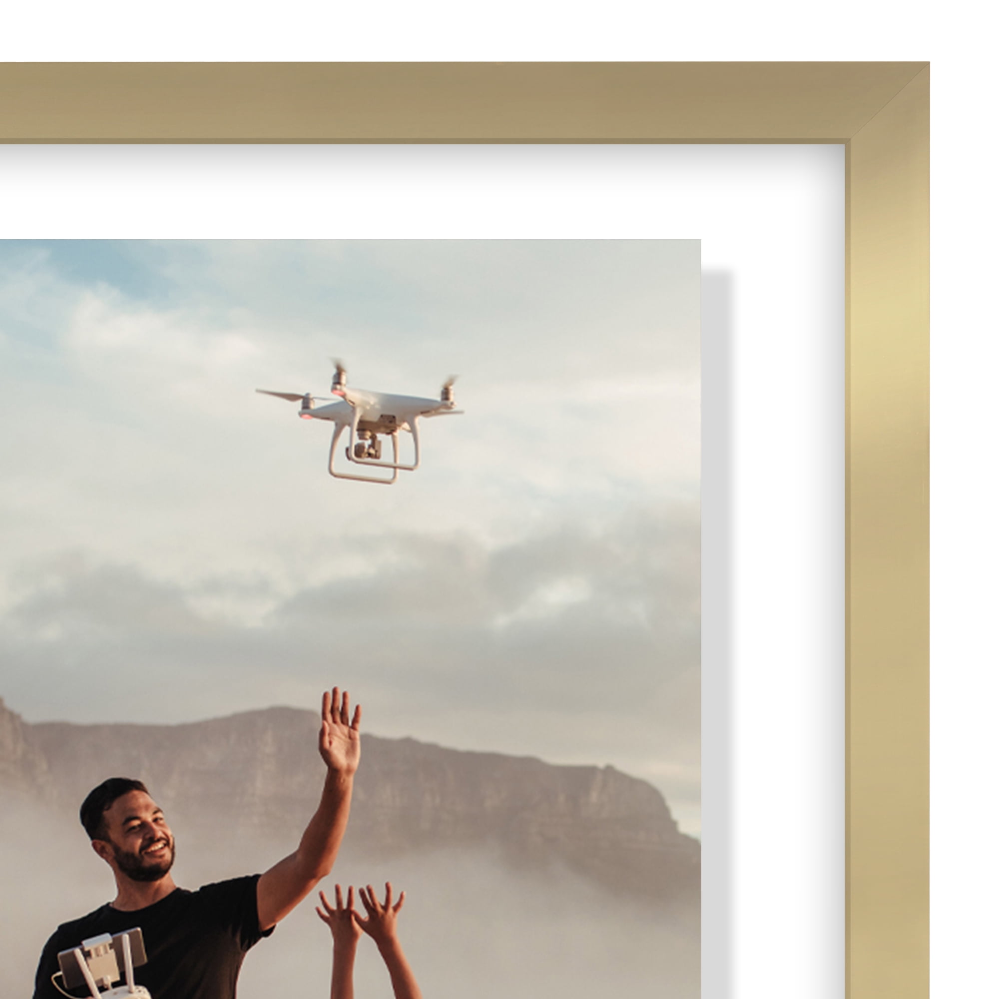 Americanflat 5x7 Picture Frame with Shatter-Resistant Glass Aluminum Floating Display Photo Signature - Gold