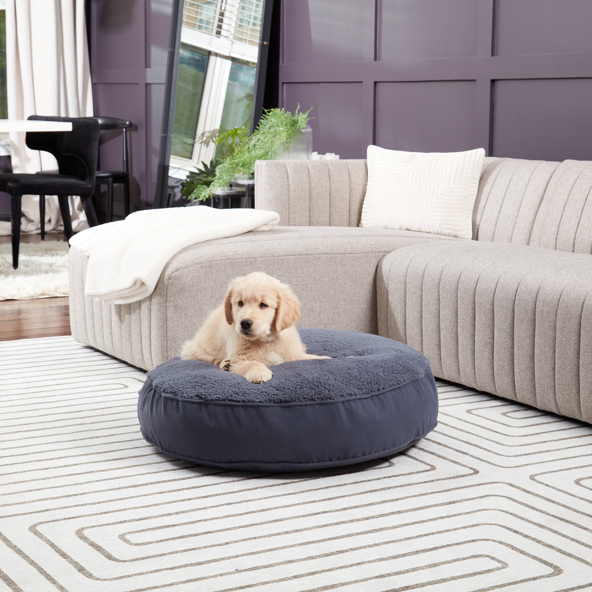 Happy Hounds Scout Sherpa Round Pillow Dog Bed, Blue Steel, Small (30 x 30 in.)