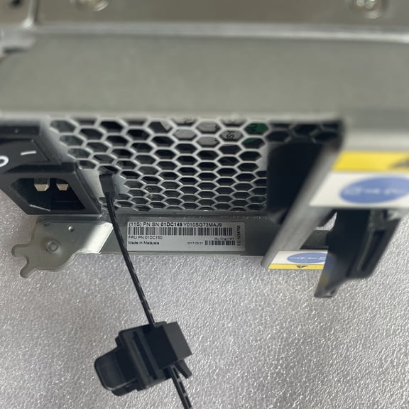 Flextronics M6720 D1212 D1224 DS6200 DS2200 DS4200 584W Power Supply SP-PCM02-HE580-AC 0992886-05 01DC150 01DC149