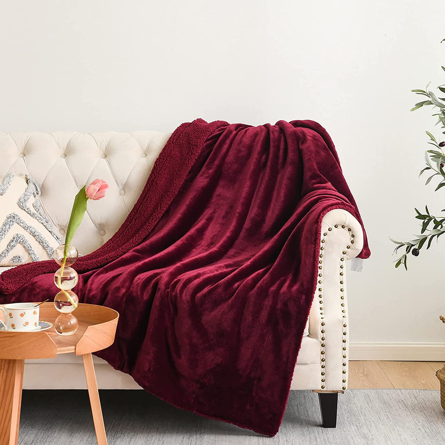 Elegant Blanket for Sofa Chair and Bed Roses,Warm Cozy Lightweight Bed Flannel Blanket Throw Blanket Elegant Blanket for Sofa Chair and Bed Roses,Warm Cozy Lightweight Bed Flannel Blanket Throw Blanket