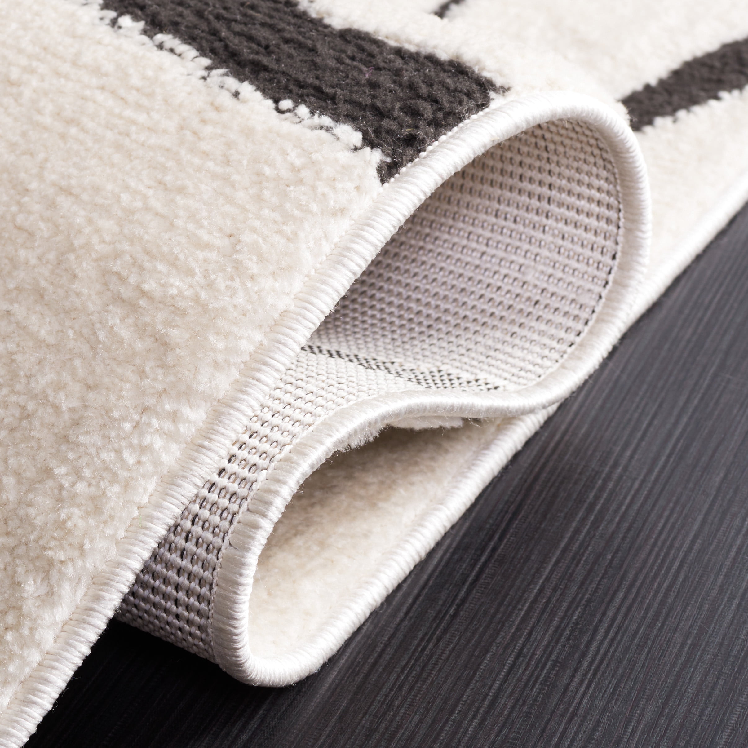 SAFAVIEH Melody Quinn Modern Area Rug, Ivory/Black, 9' x 12'