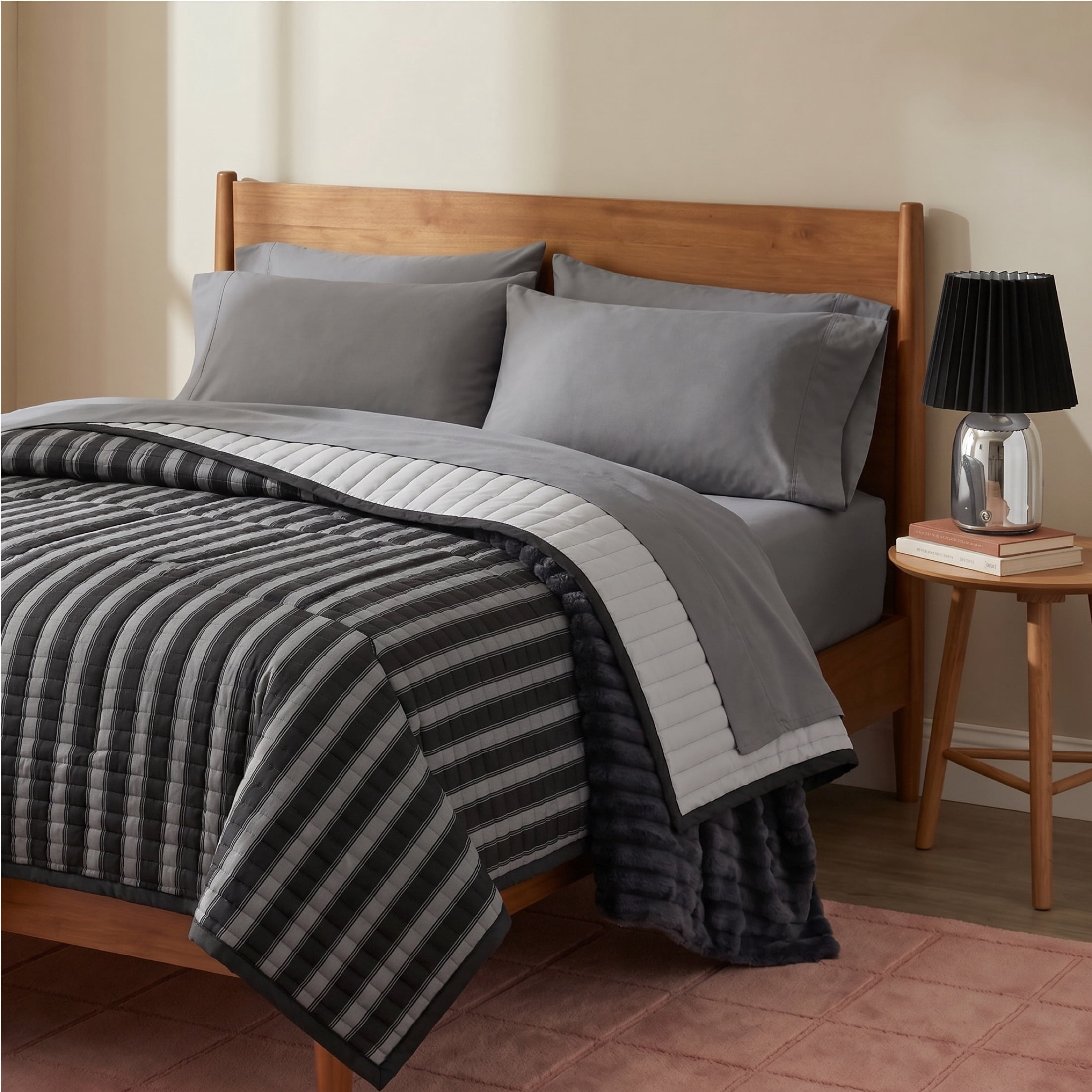 Mainstays Grey Striped Reversible Quilt, Full/Queen, 86" x 90"