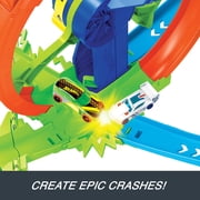 Hot Wheels Rapid Launch & Loop Playset with 1:64 Scale Die-Cast Toy Car, Crash & Track Set