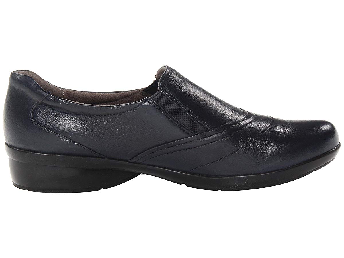 naturalizer clarissa