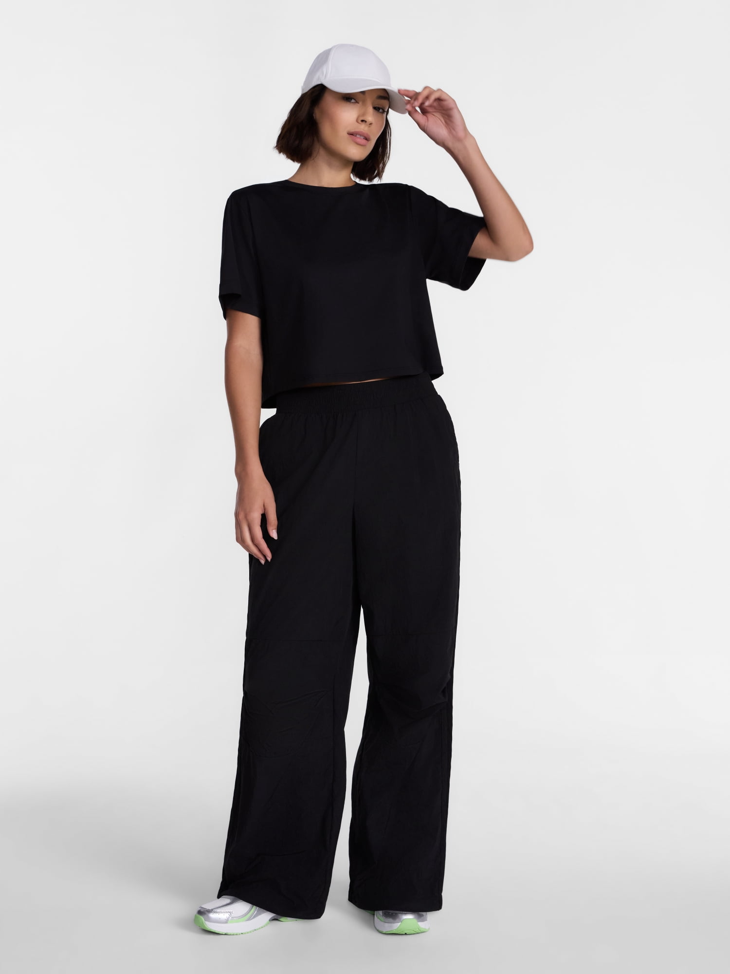 Avia Women's and Women's Plus Crinkle Pants with Pleated Knees, 28" Inseam, Sizes XS-4X