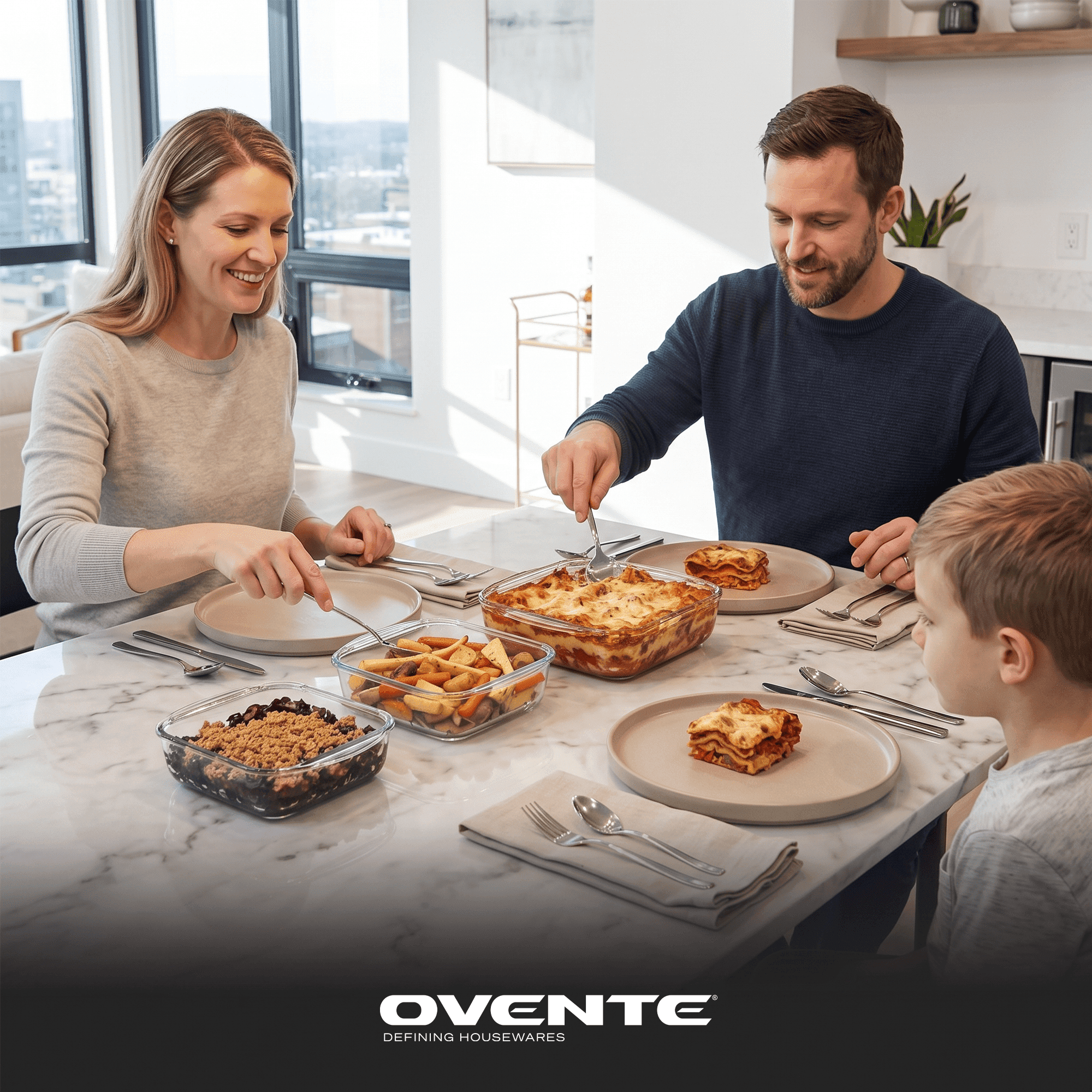 OVENTE Glass Baking Dish Set, 3-Piece Square Bakeware Set, Clear GBD30 | 0.9L, 1.1L, and 1.8L, Oven, Microwave & Dishwasher Safe, Even Heating Performance, Transparent Design for Easy Monitoring